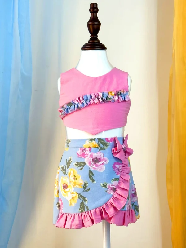 Floral Twirl